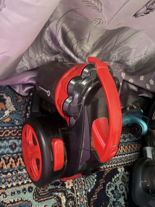 Пылесос в рабочем состоянии