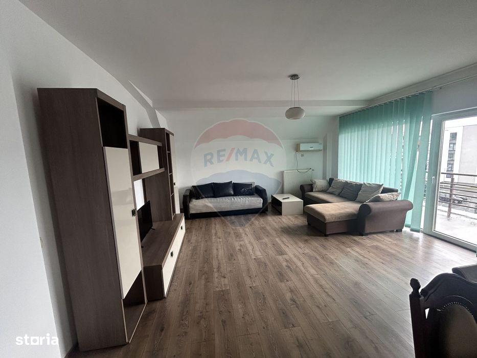 Apartament în bloc nou cu 3 camere de închiriat în zona Independenței