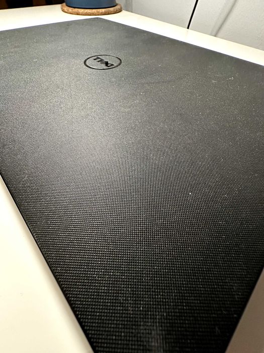 Laptop DELL N4000 CPU