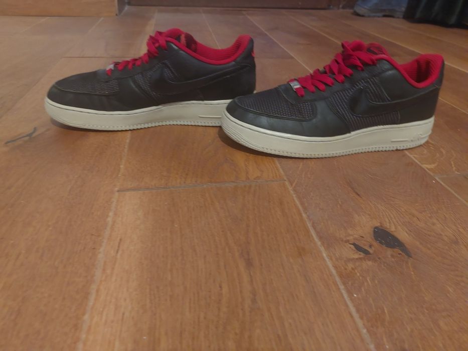 Nike Air Force 1 Black Varsity