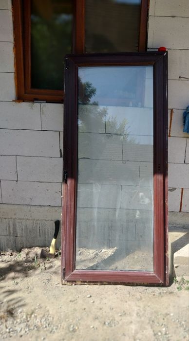 Vând 2x ușii termopan pt balcon