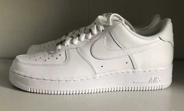 Tenesi Sneakersi AirForce 1 Low Top White