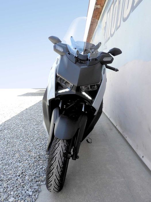 Scuter Yamaha XMAX 125 Tech Max+ 2025 | Rate | Leasing