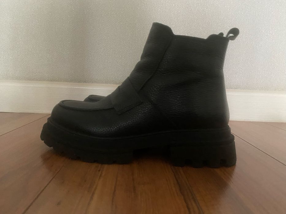 Кожаные сапоги 37 размера