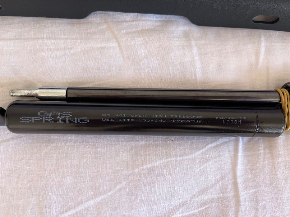 Газови амортисьори за спалня амортисьор за легло 1000N 2 броя