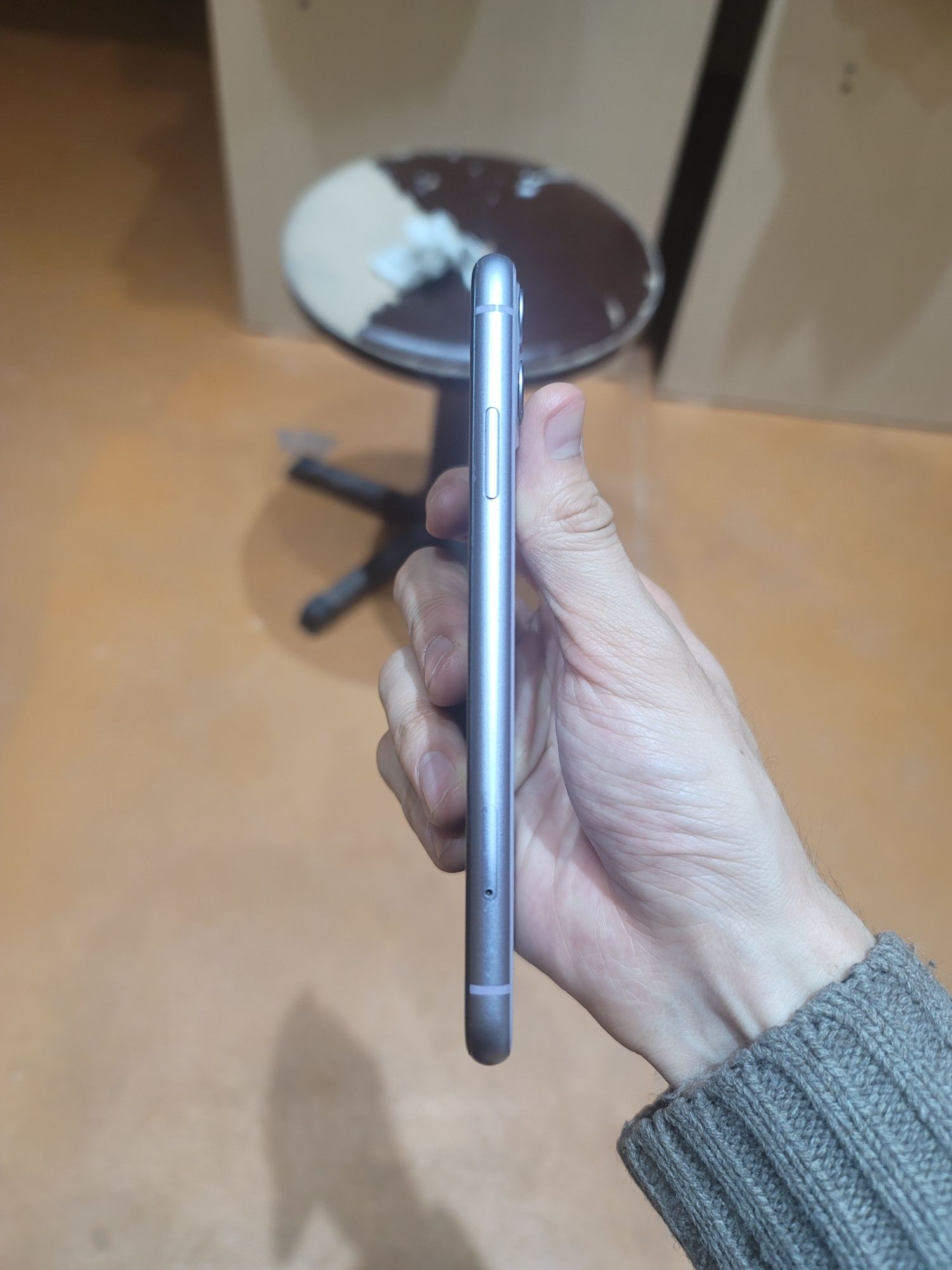 IPhone 11 64 Gb karobka dokument