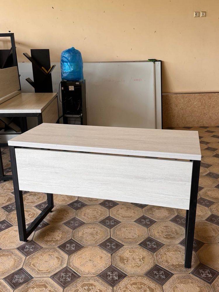 Parta Stol Stul koja okuratni 10 kenam ishlatilmagan doskayam bor