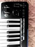 M‑Audio Keystation 49 MK3 – неизползвана, пълен комплект. Гаранция