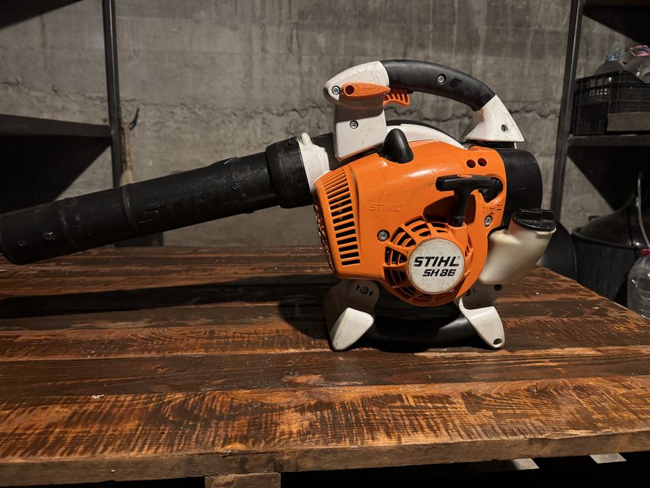 Suflantă pe benzină Stihl SH 86,