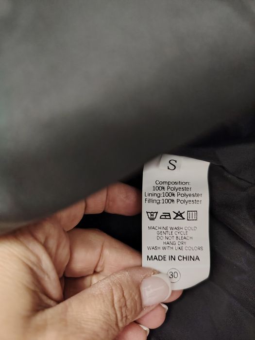 Vesta lunga mărime s-m Verde si negru