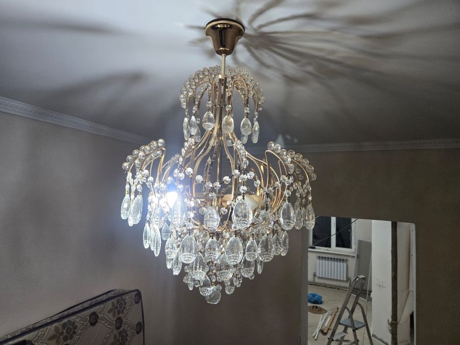 Люстры 3 шт в идеальном состоянии