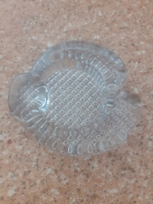 Хрустальная пепельница