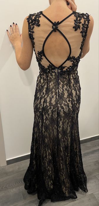 Елегантна вечерна дълга рокля