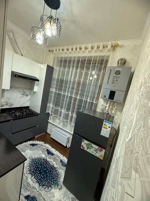 2 xonali kvartira sotiladi