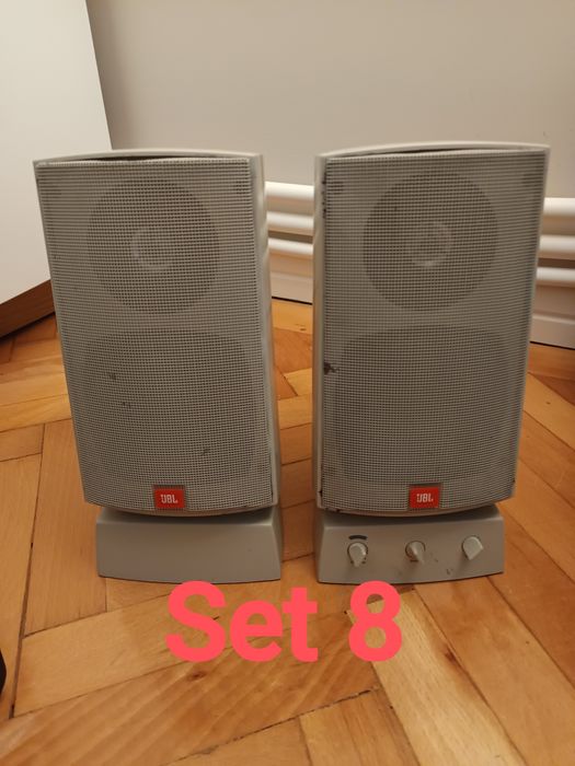 Boxe Calculator sau laptop