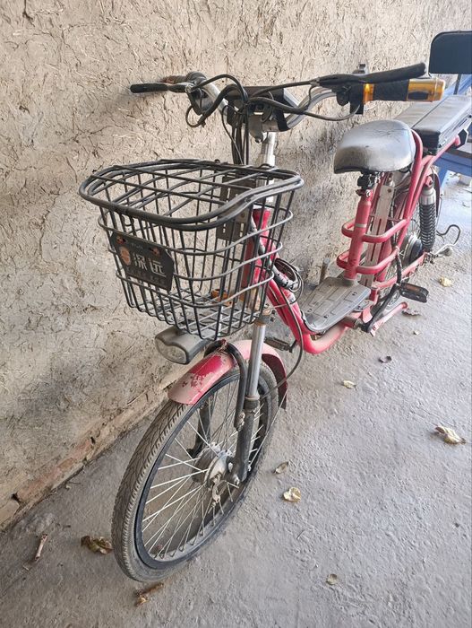 Скутер сотилади      ..