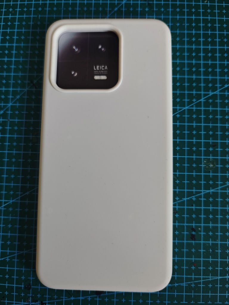 Силиконов калъф за Xiaomi 13 бял-нов