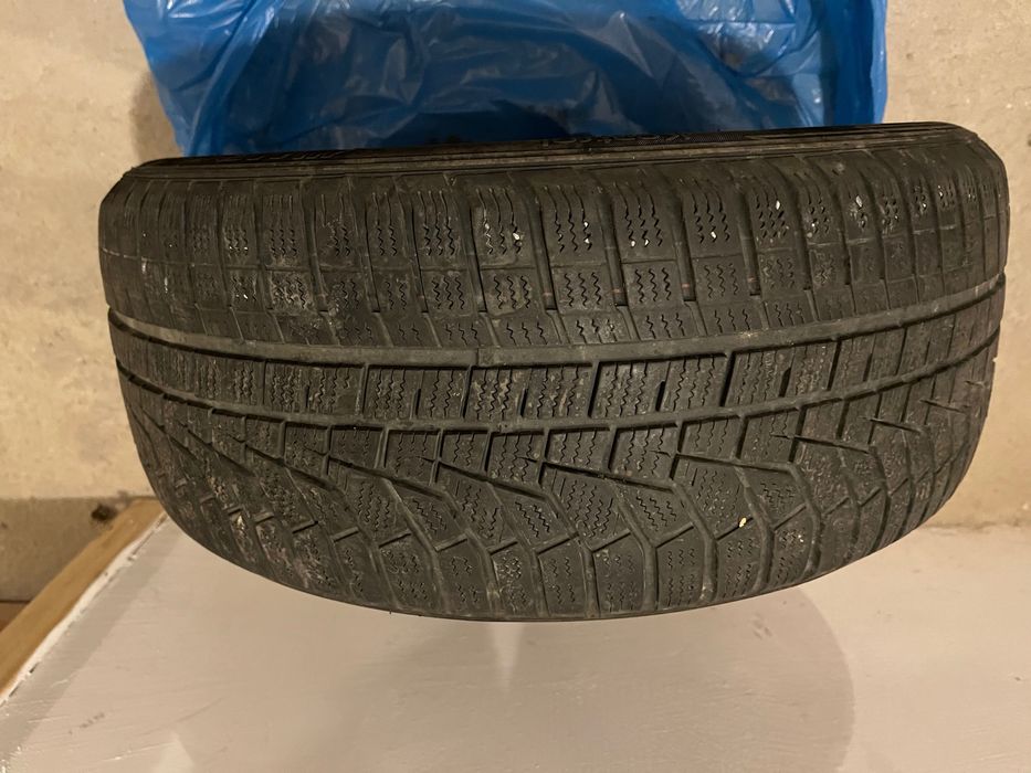 Зимни гуми 17ки Hankook