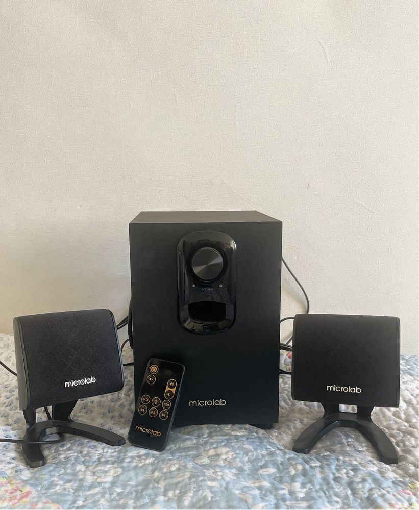 Сабвуфер и колонки Microlab M-108BT