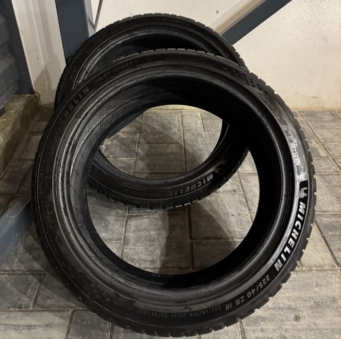 Vand 2 cauciucuri vara 225 40 r18 Michelin PilotSport5 . Dot 2025.