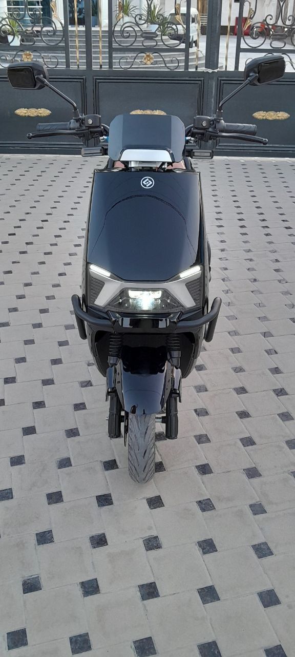 Elektrmoto sotiladi