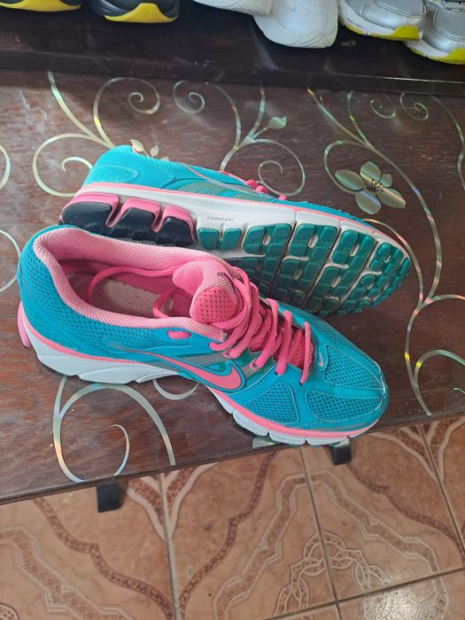 Adidas Puma Nike noi germania