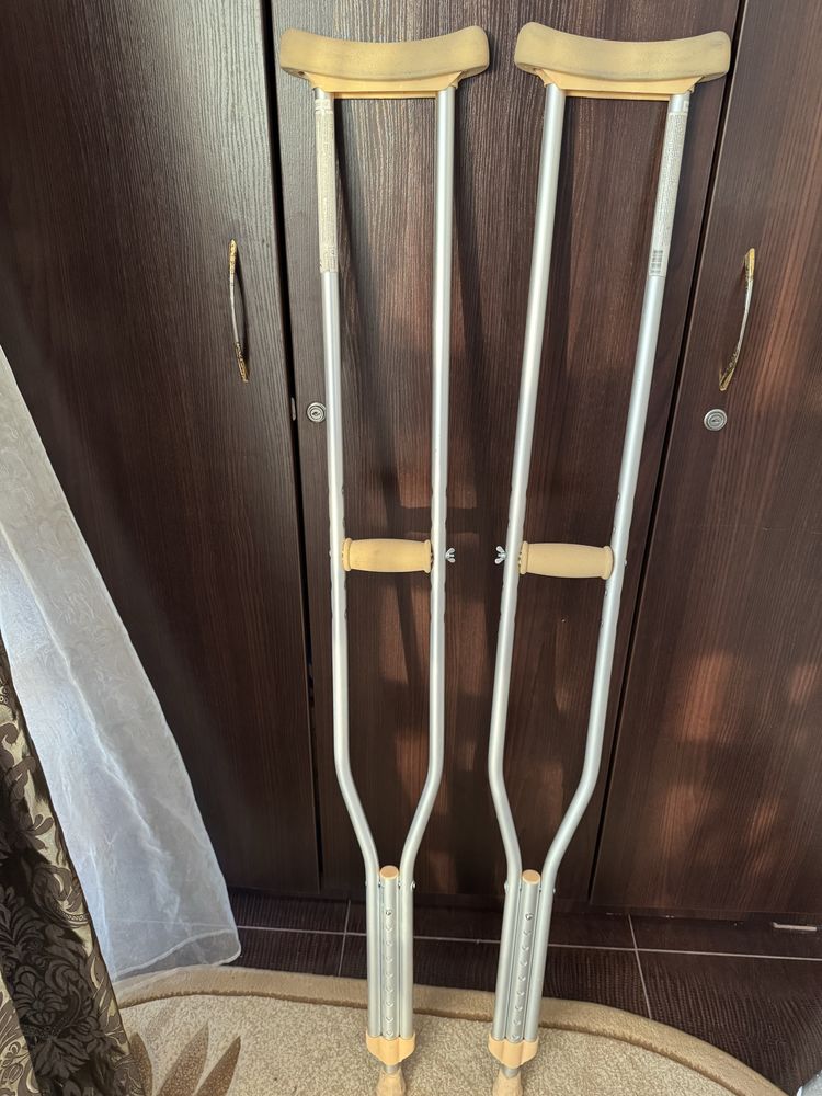 Продам костыли