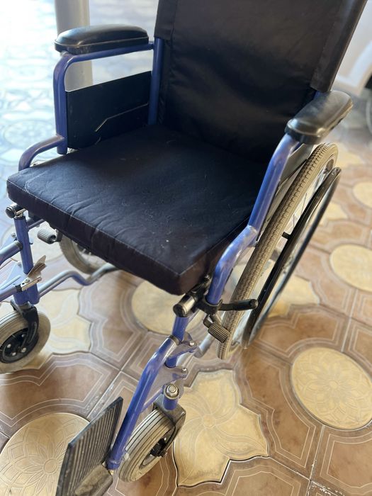 Инвалидная коляска