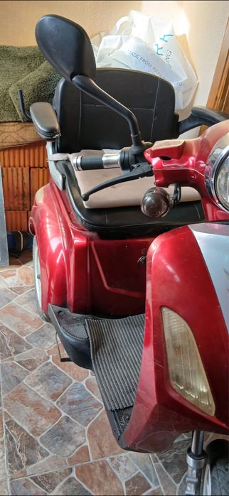 Vand scuter electric