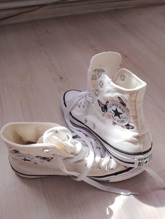 Vand tenisi converse