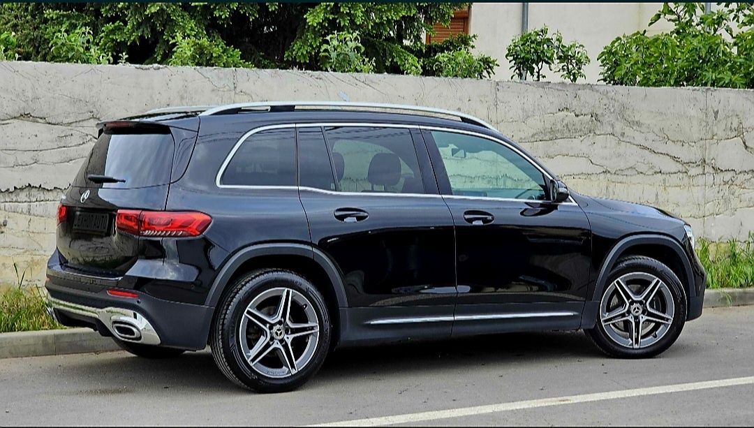 Mercedes-Benz GLB AMG Line/7Locuri/Dublu Panoramic