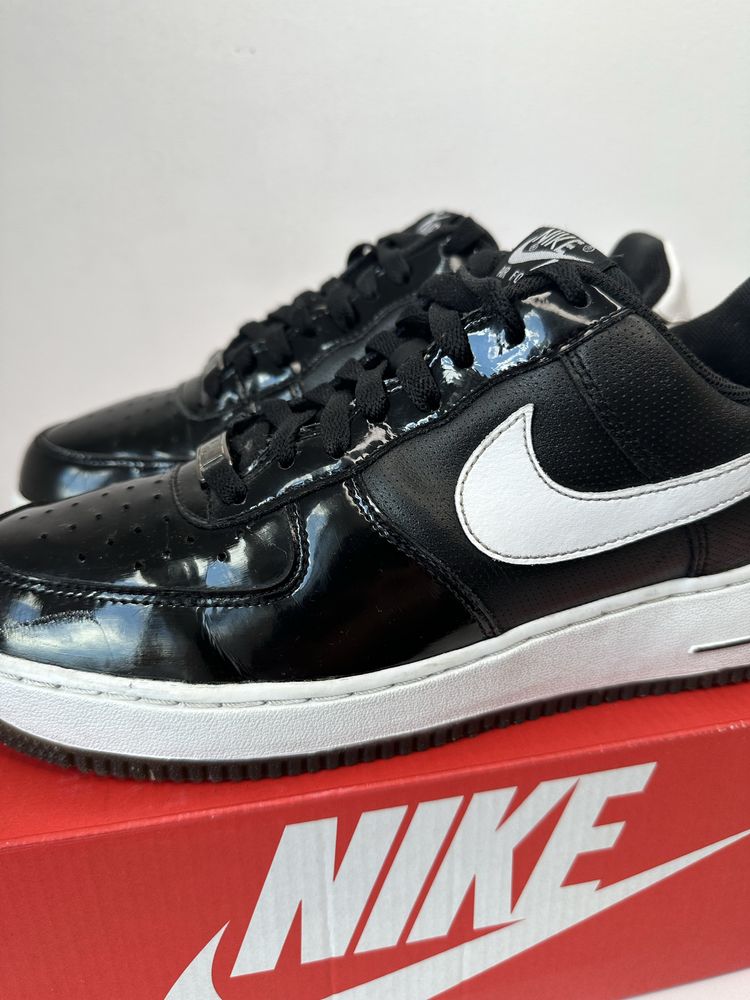 Nike Air Force 1 (43) Маратонки