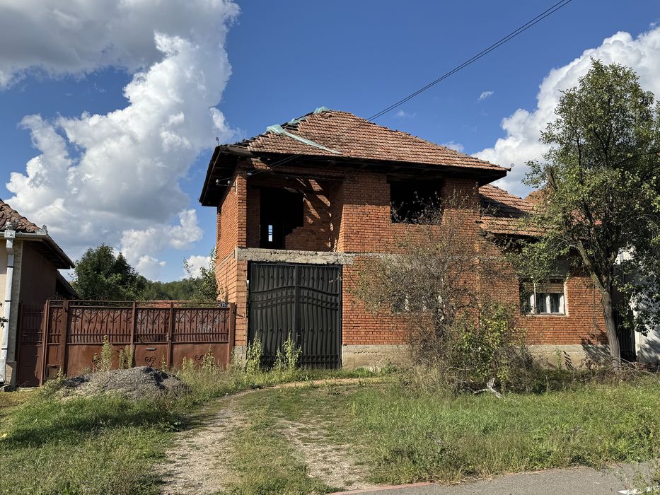 Casă de vânzare in Prăjesti,Sebiș,jud Arad