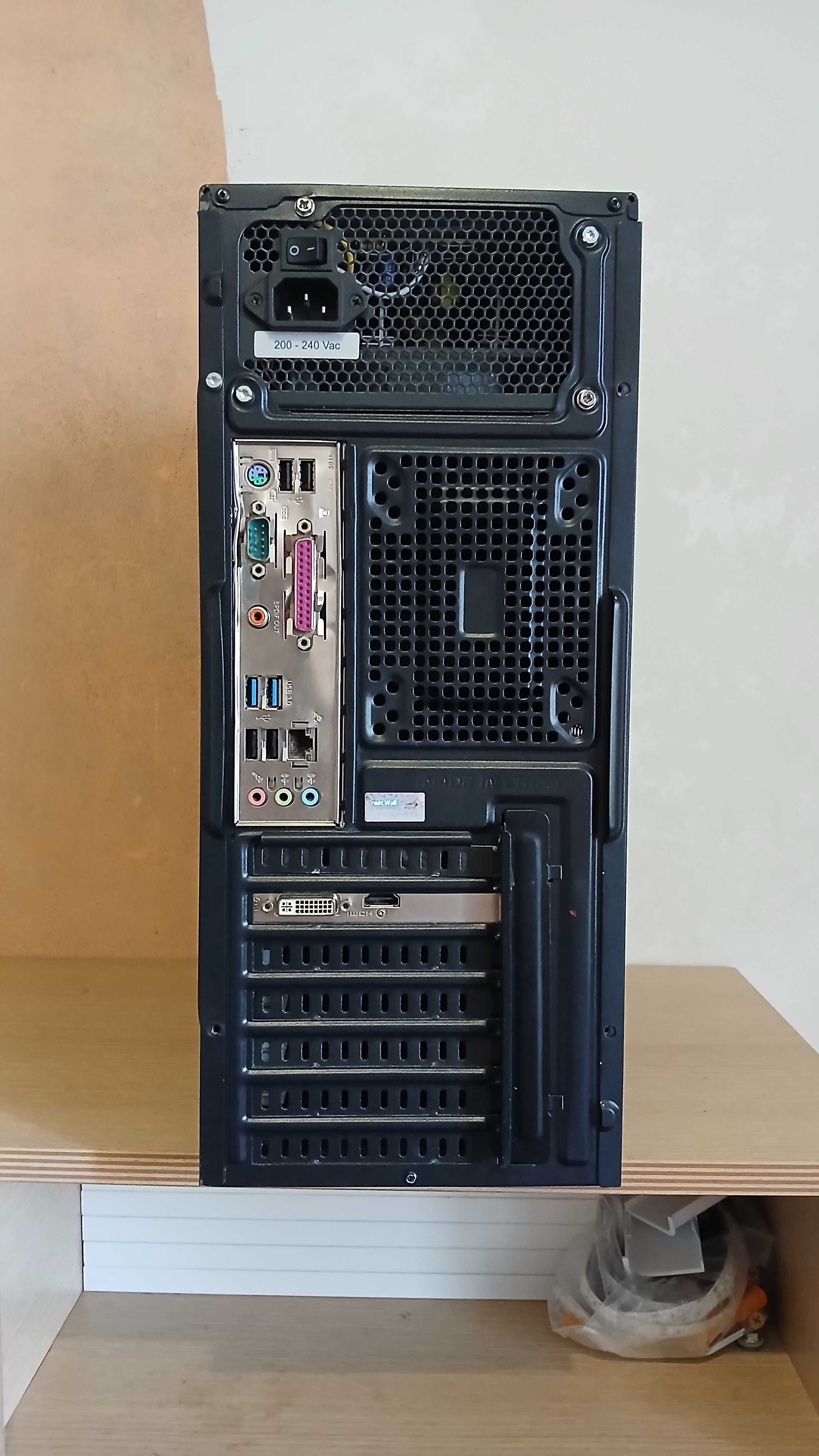 Систем. Блок Intel Core i7 - 2600K. 8 ядерный - 8 потоков. ОЗУ - 8 Гб.