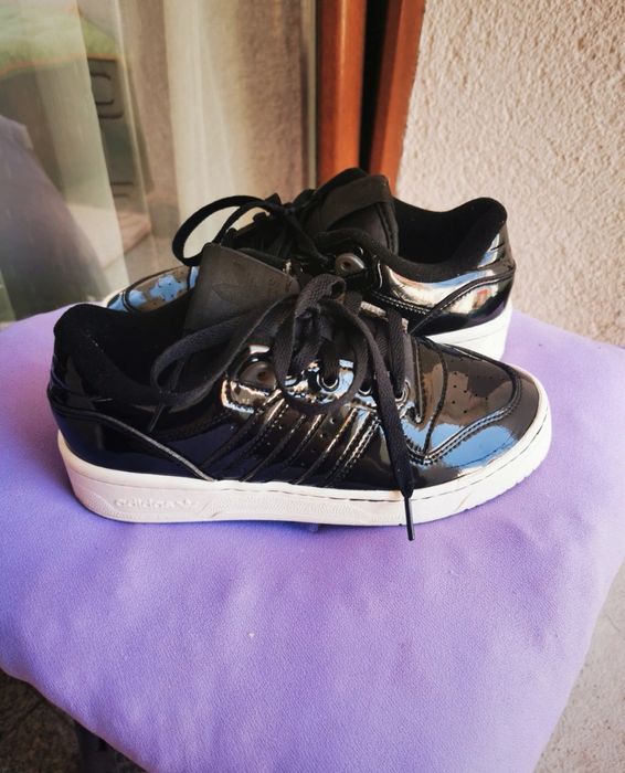 Sneakers Rivalry Low Adidas
