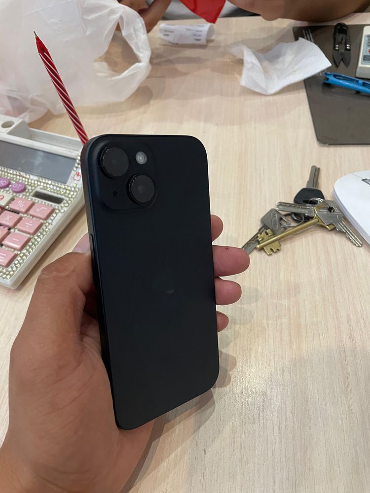 IPhone 15 256 э 100%