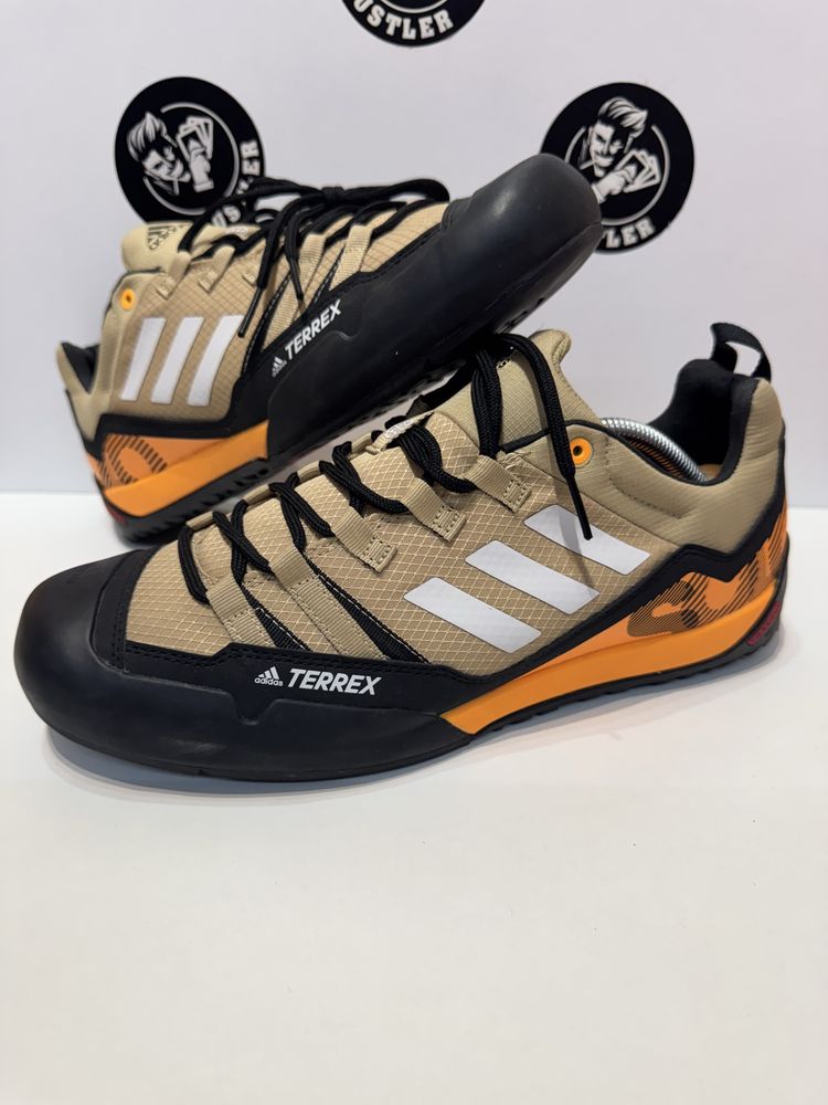 Маратонки ADIDAS TERREX .Номер 44