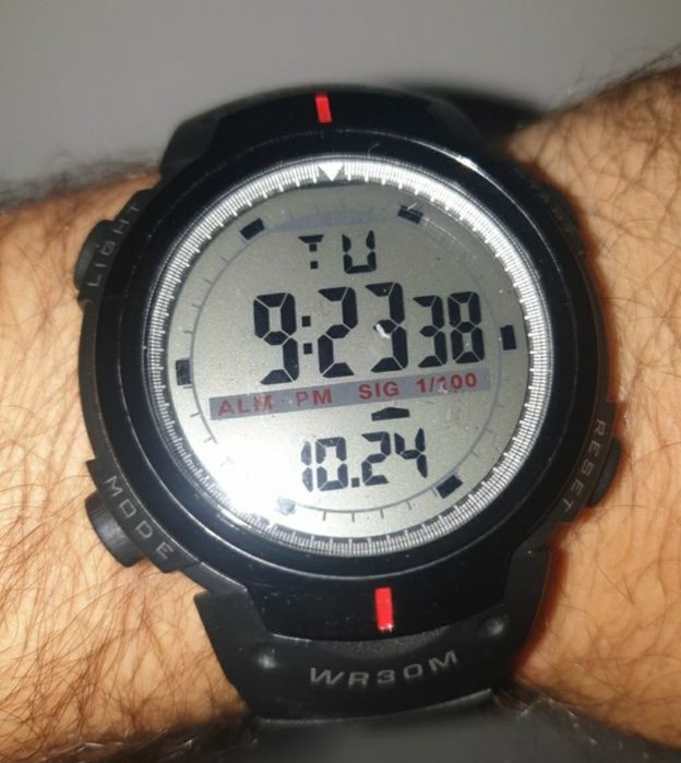 Ceas de mana rezistent la apa sport
Pret FIX pe bucata
Cifre mari foar