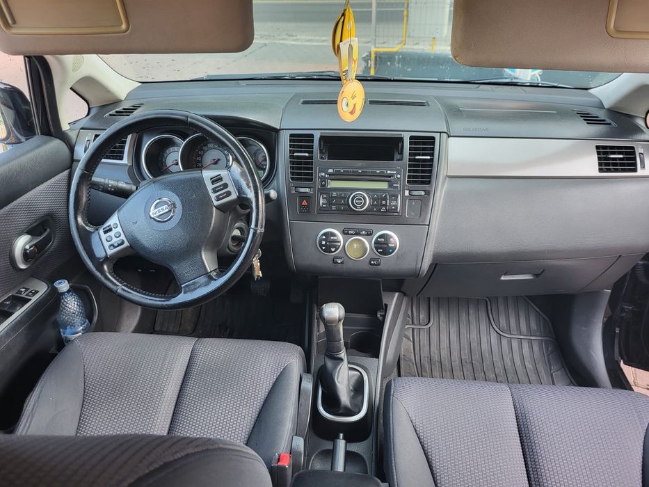 Nissan Tiida 1.6