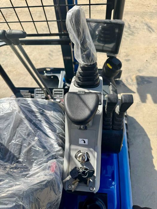 Miniexcavator RIPPA R18 PRO