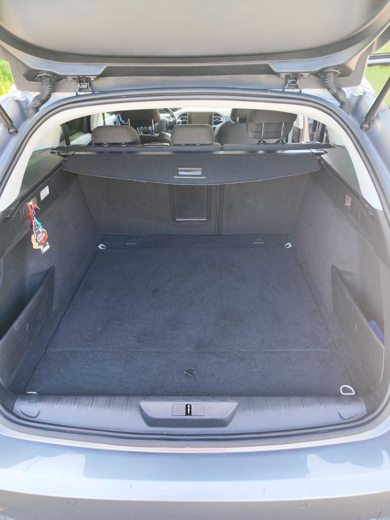 Peugeot 308 ALLURE 1, 2 Pure Tech 130 EAT8
