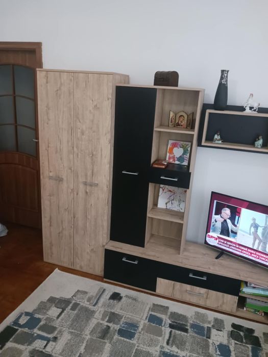 Victoria Victoria  2 semidecomandate 43000 euro