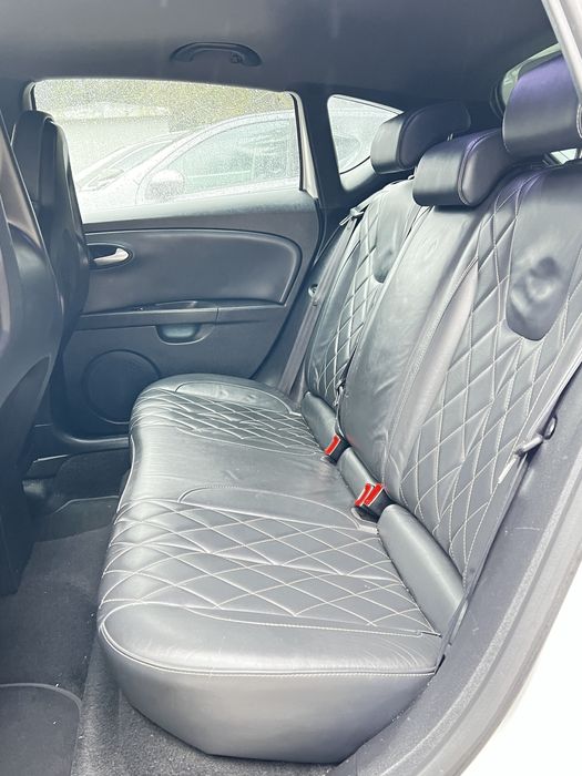 Seat Leon Cupra R - an 2011