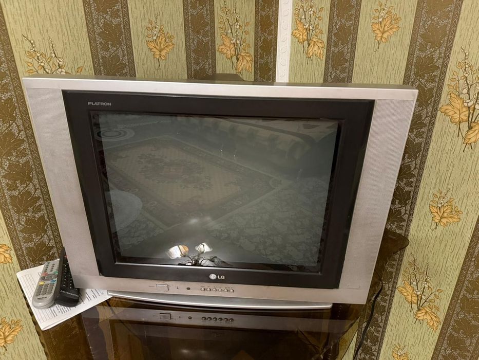 Продам телевизор