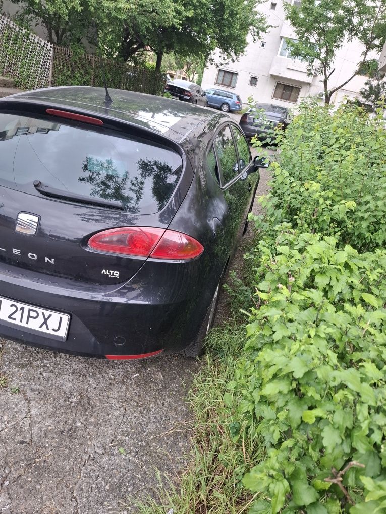Seat leon 1.6 și GPL Fabrica an 2007 Proprietar