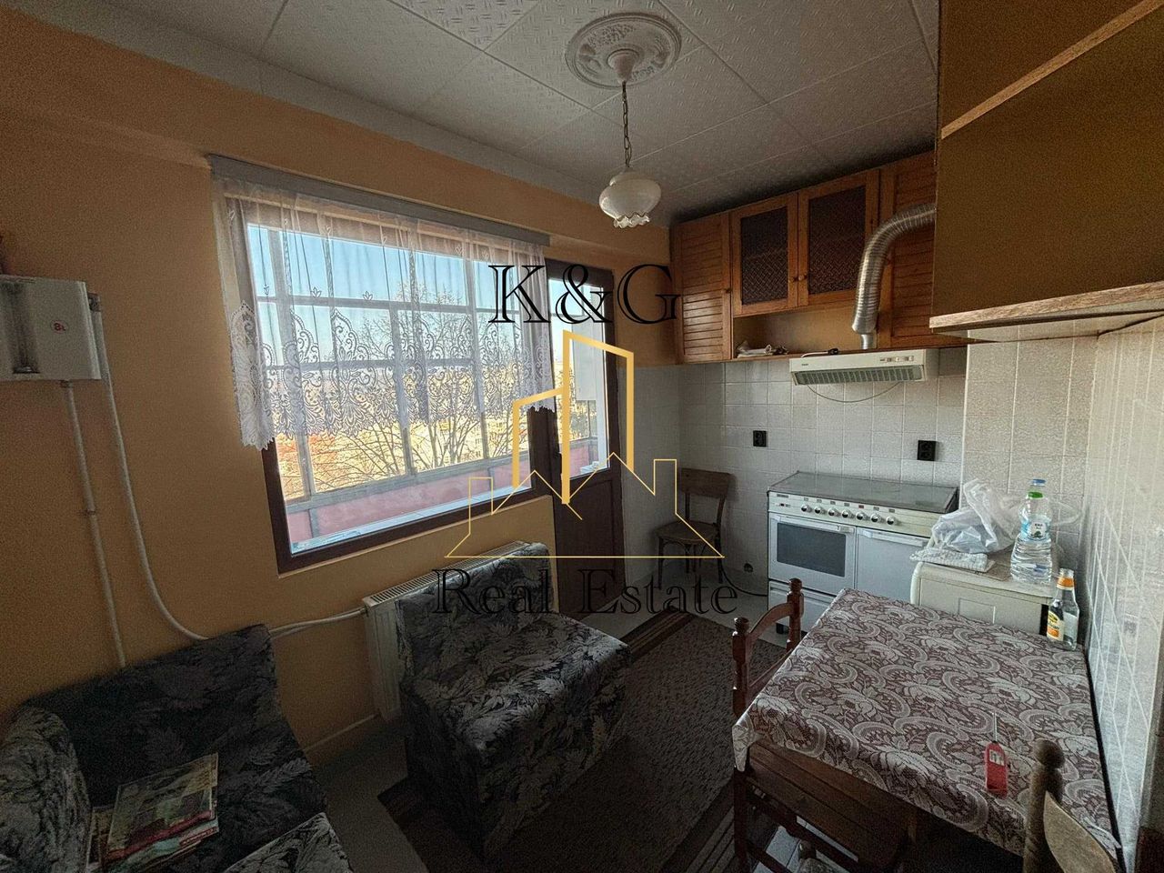 Продава се Двустаен апартамент в Разград, Орел - 64 кв.м за 957 €/кв.м - Снимка #1