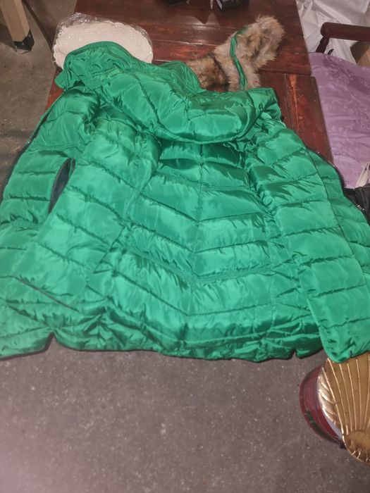 Дебело зимно яке с естествен косъм