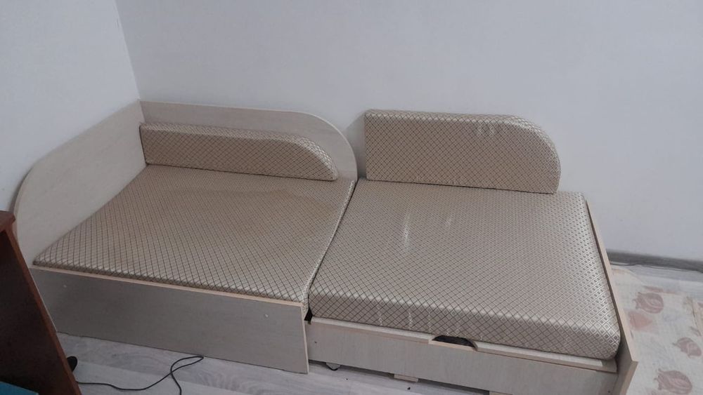 Продам кровать. Длина 1.90 .односпальная