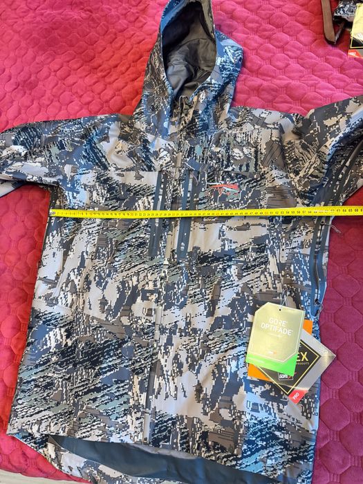 Costum vanatoare Sitka,nou cu etichete
