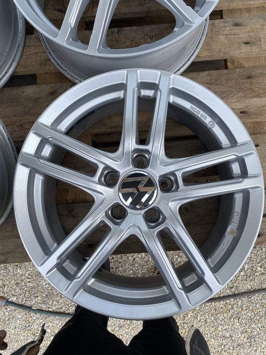 17 цола 5 х 112 мм Фолксваген , Ауди , VW , Audi